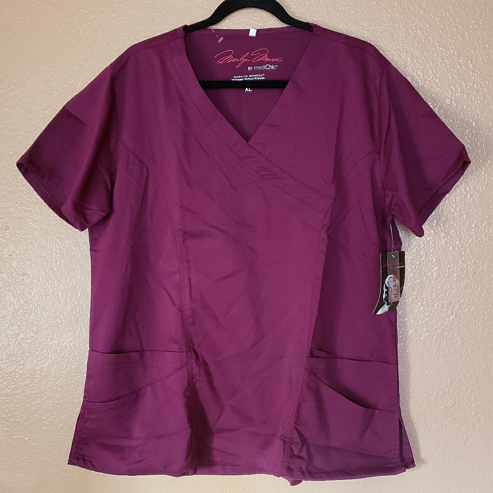 New Marilyn Monroe Wine Scrub Top - Size XL